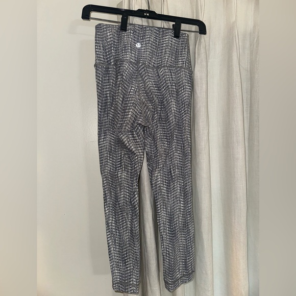 Lululemon leggings - Picture 2 of 3